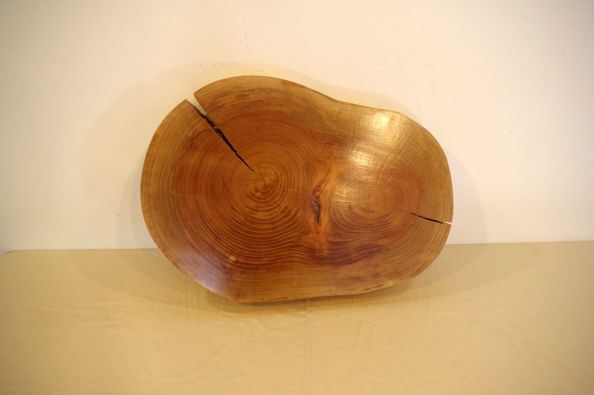 ローテーブル　けやき 天然木 無垢材 一枚板